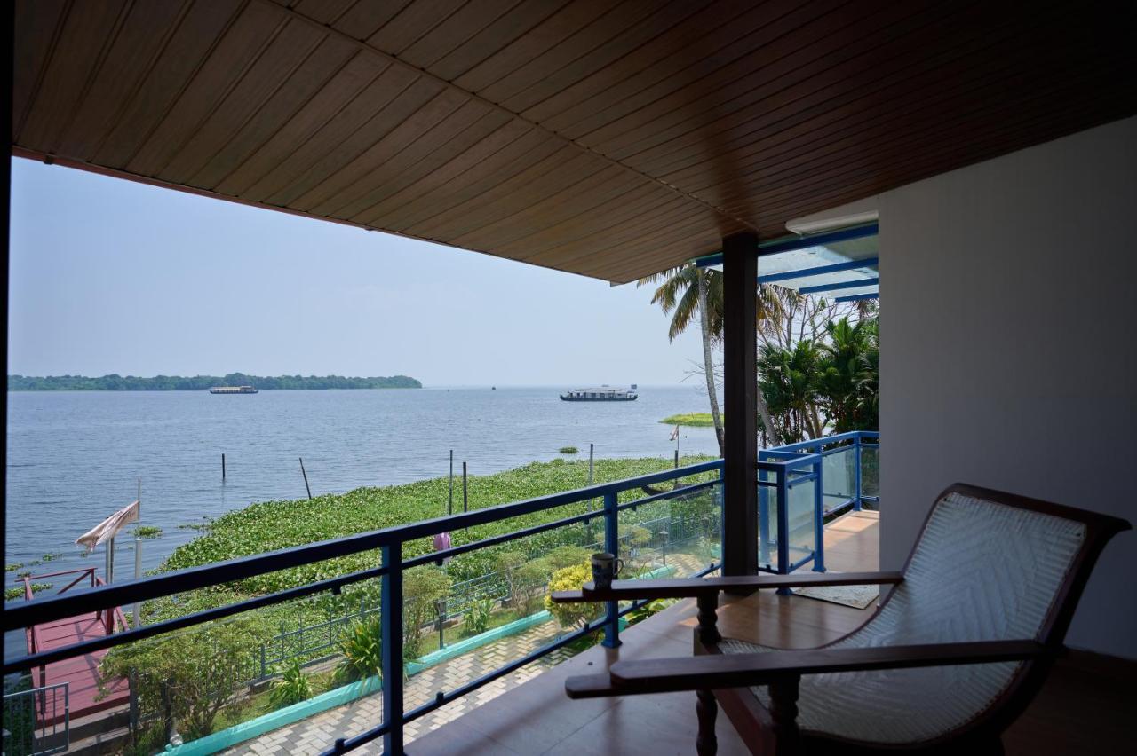 Seclude By The Lake, Alleppey Hotel Alappuzha Exterior photo